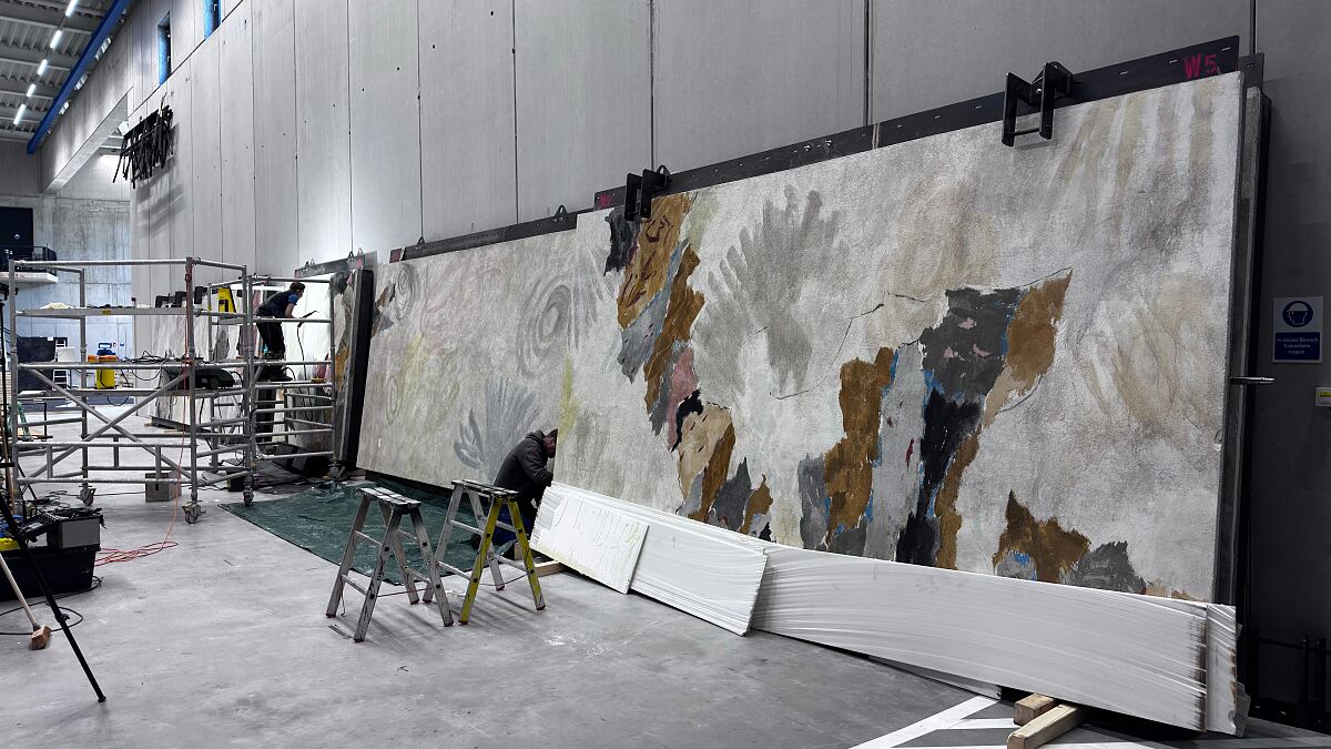 260417_Wandfresken_MaxWeiler_2_TirolerFestspieleErl