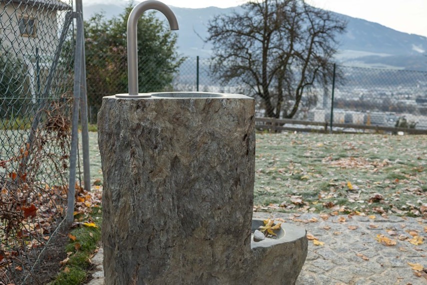 251128_trinkbrunnen_arzl_2_fb