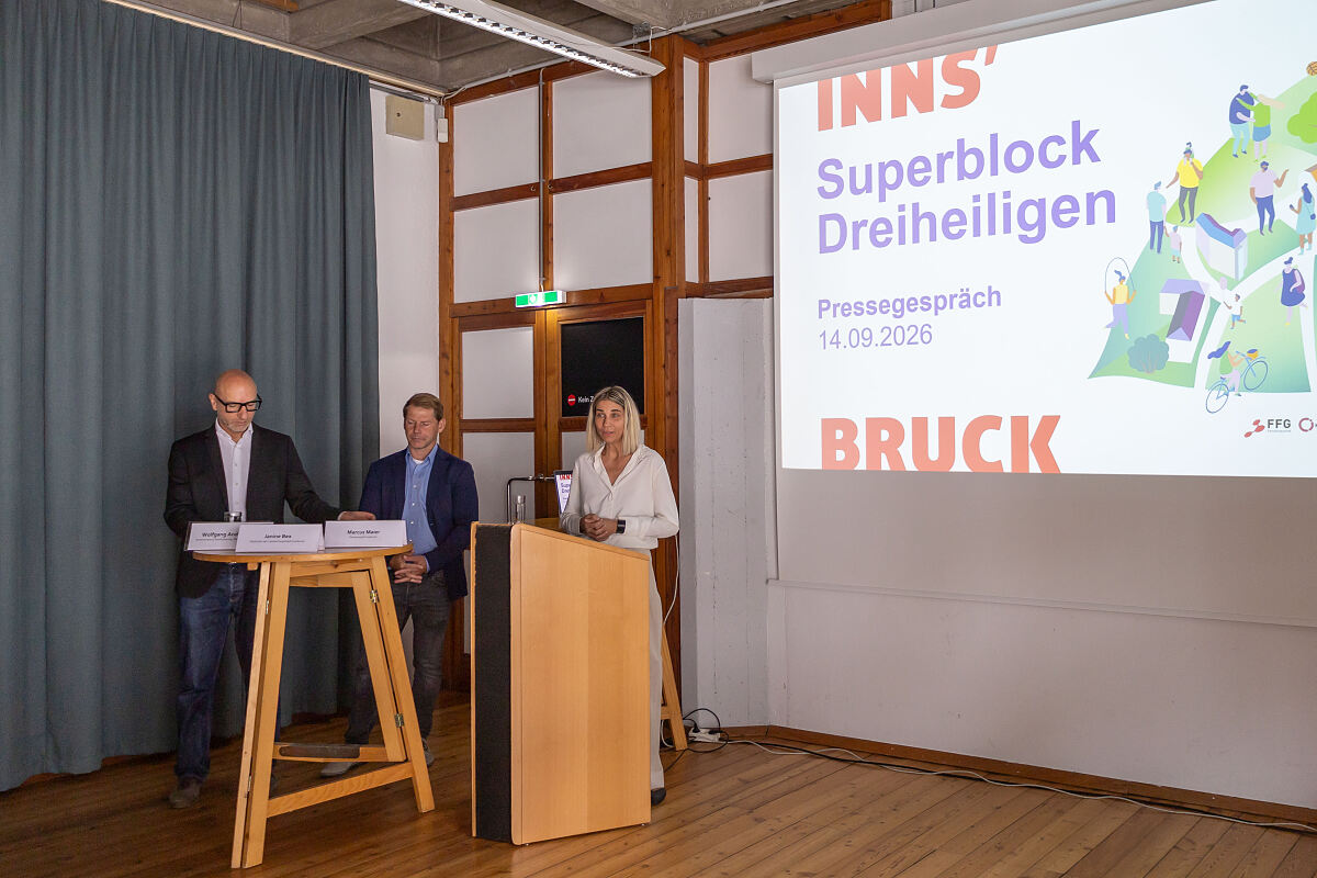 260914_PK_Superblock_Dreiheiligen_3_SW