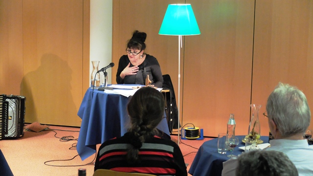 041214_lesung-buecherei