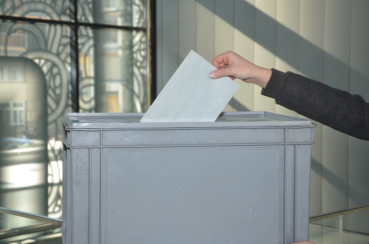 wahlurne-10