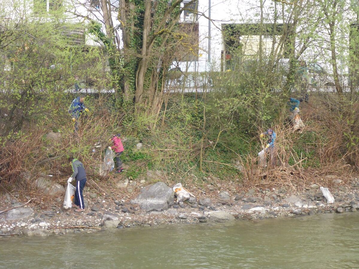 16plus17_muellsammeln-c-twvkanusport