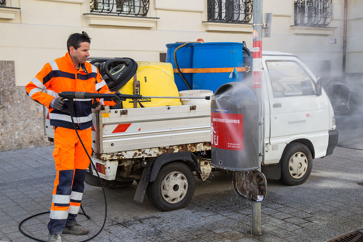 14_15_amt-fuer-strassenbetrieb