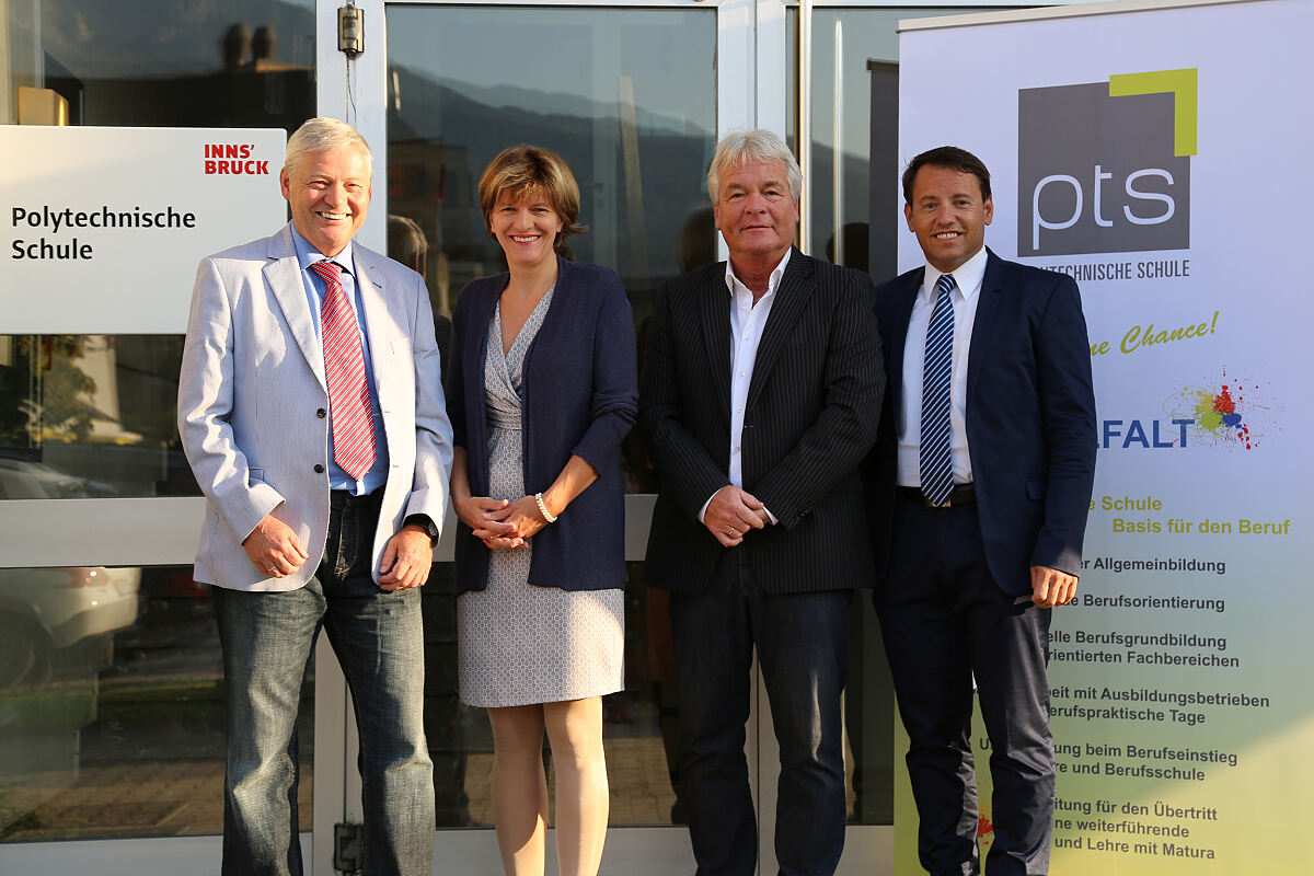 120916_eroeffnung-poly_vl