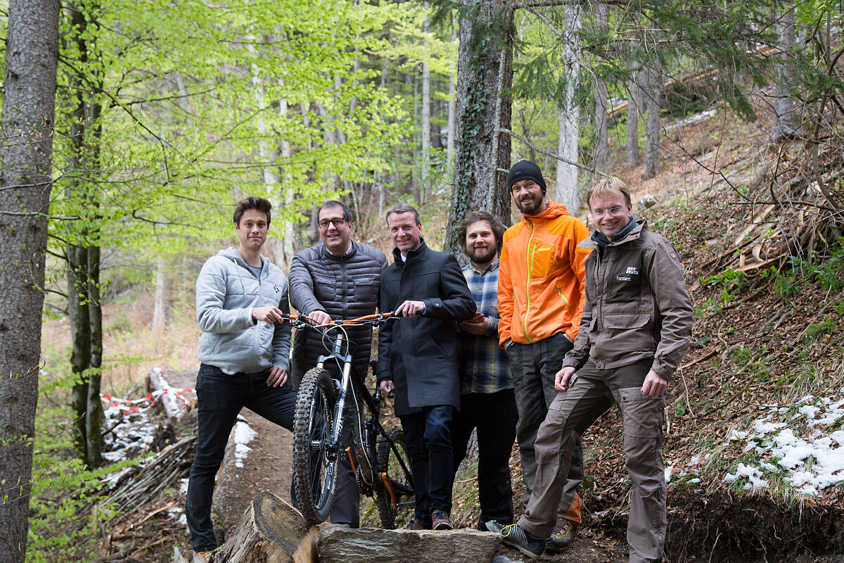 211016_aatplushubu_vl