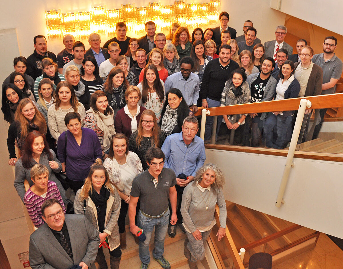 051216_neuemitarbeiterinnen_li