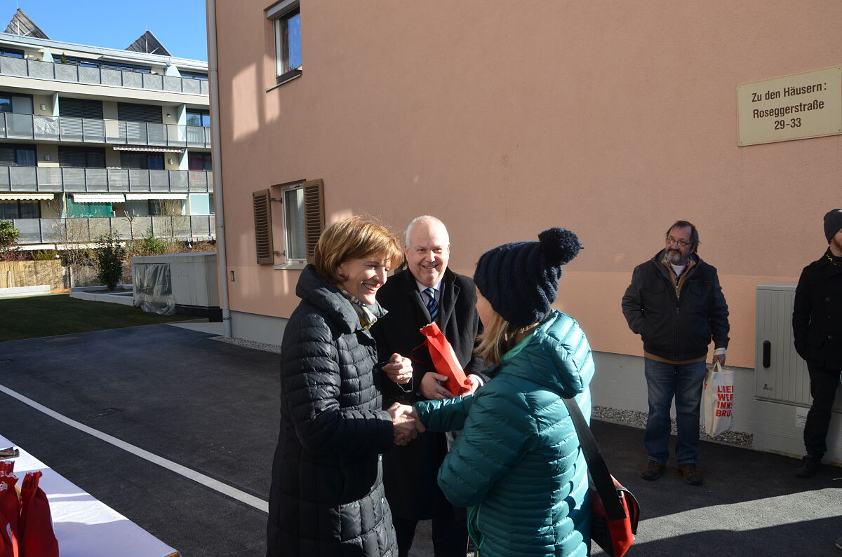 22_23_einzugsbegleitung