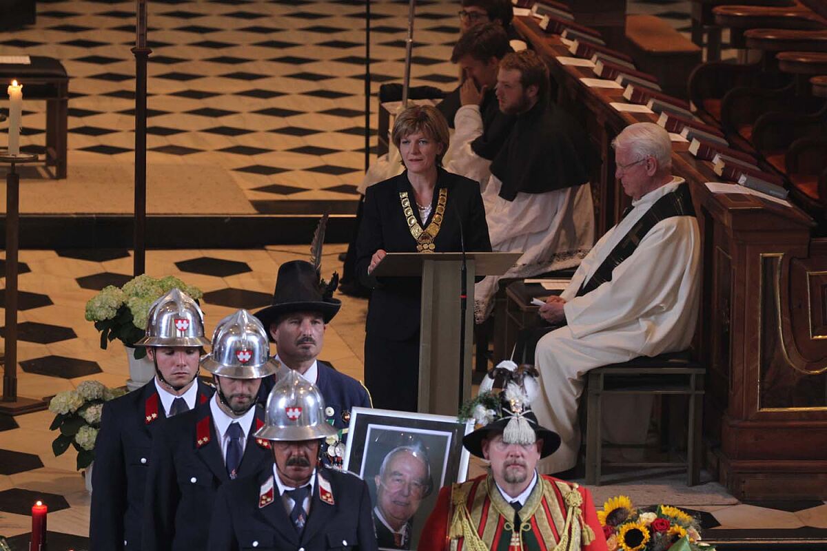 170531_begraebnis-niescher025