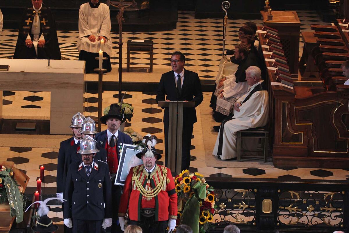 170531_begraebnis-niescher026