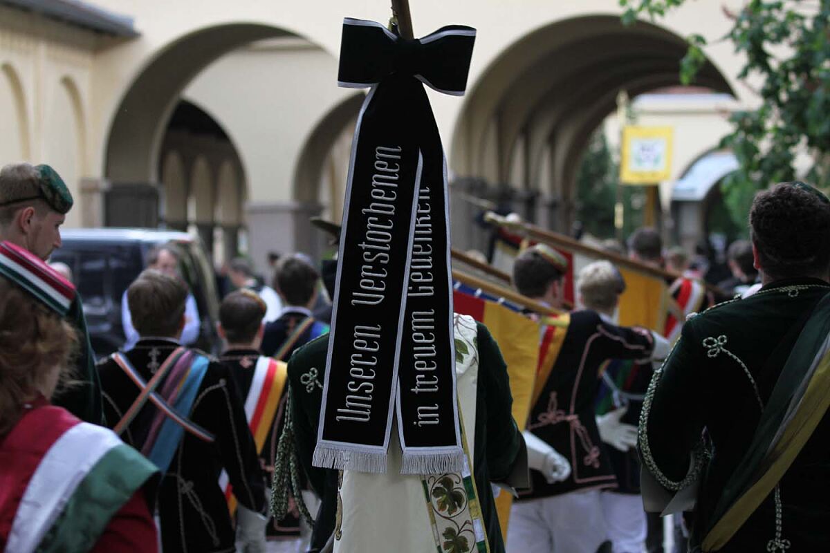 170601_begraebnis-niescher055