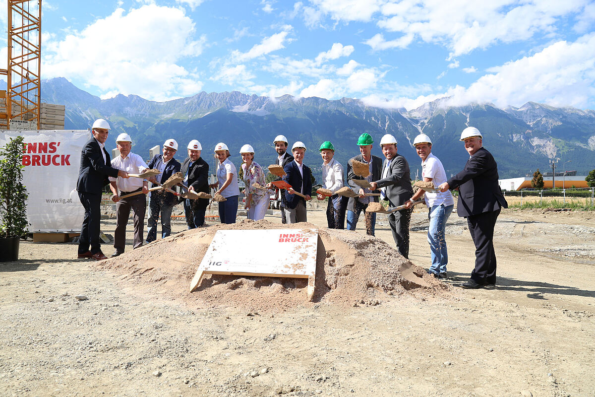 170712_spatenstich-wiesengasse_vl-1