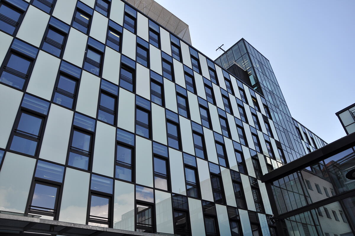 rathaus-glasfront-10