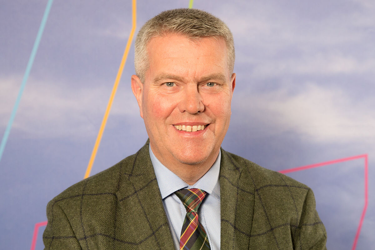 116561_neu_ferdinand