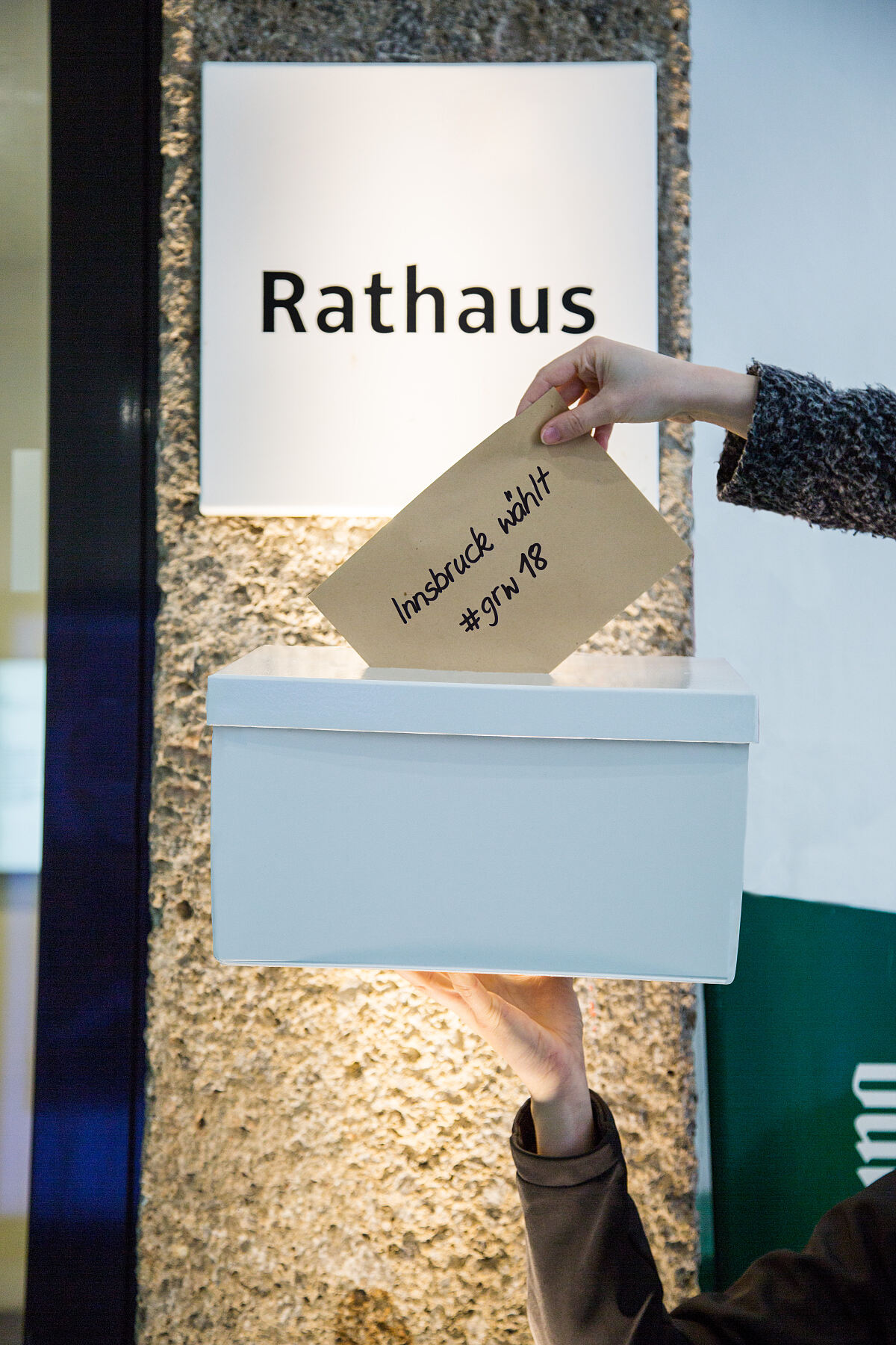 1804_manus-titelbild-foto