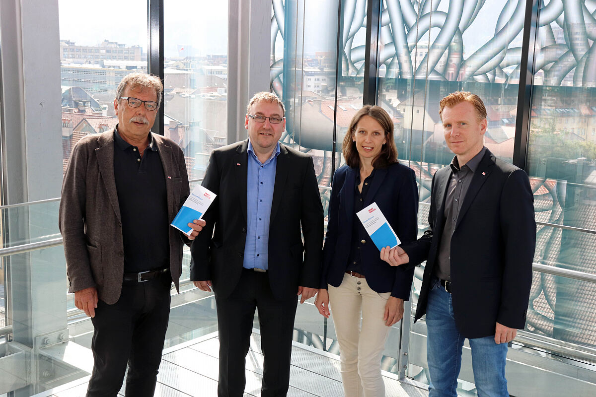 180427_bauverfahren_folder_mf