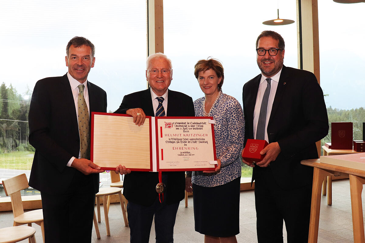 190709_ehrenzeichen_ad