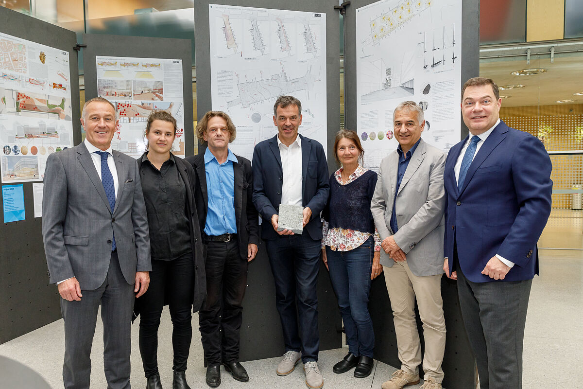 190711_neugestaltung-sparkassenplatz-foto-1