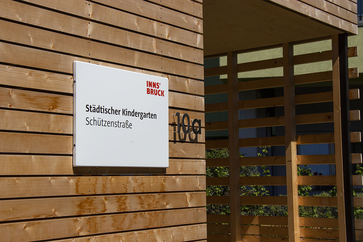190524_kindergarten_schuetzenstrasse_schild_mf
