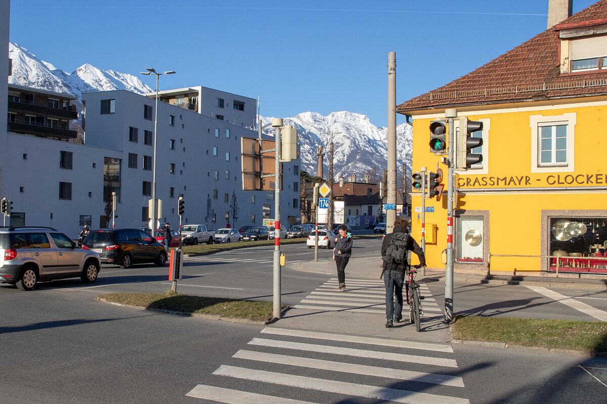 14_15_grassmayerkreuzung-a-dullnigg