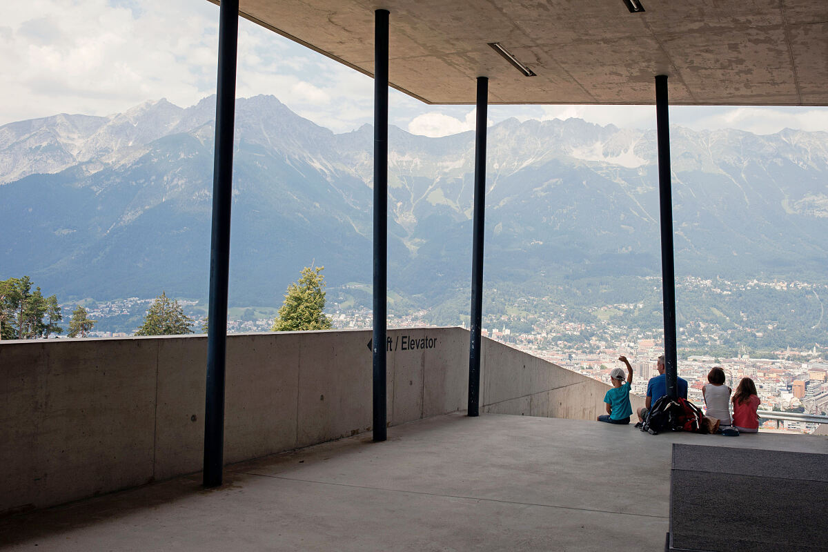 18_19_innsbruck-bergisel_tirol-werbung_kathrein-verena_innsbruck