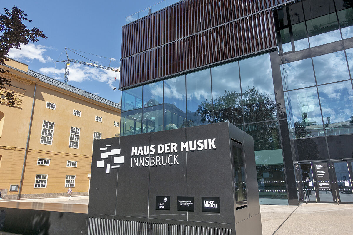 210622_haus_der_musik_spiegelung_mf