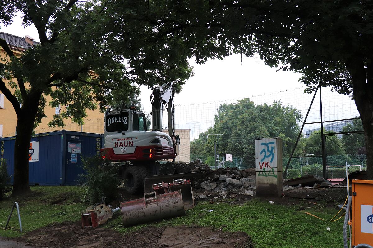 210830_umbau_sportplatz-rapoldipark2