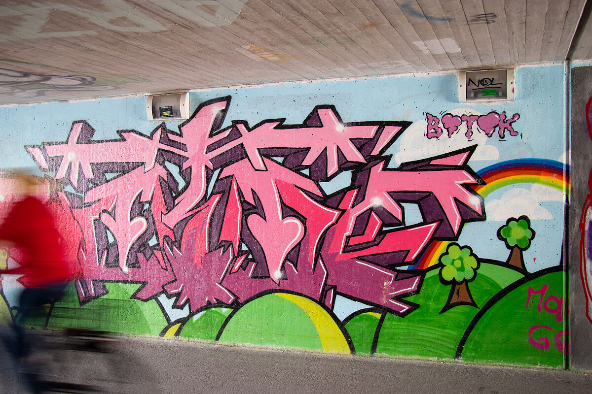 210927_graffiti_unterfuehrung_uni_md