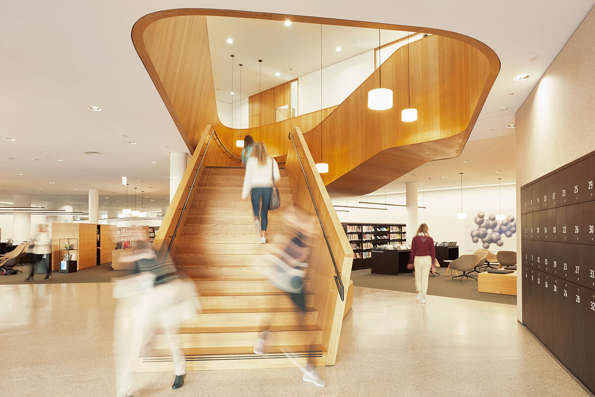 211210_stadtbibliothek_oeffnet_dsc7119