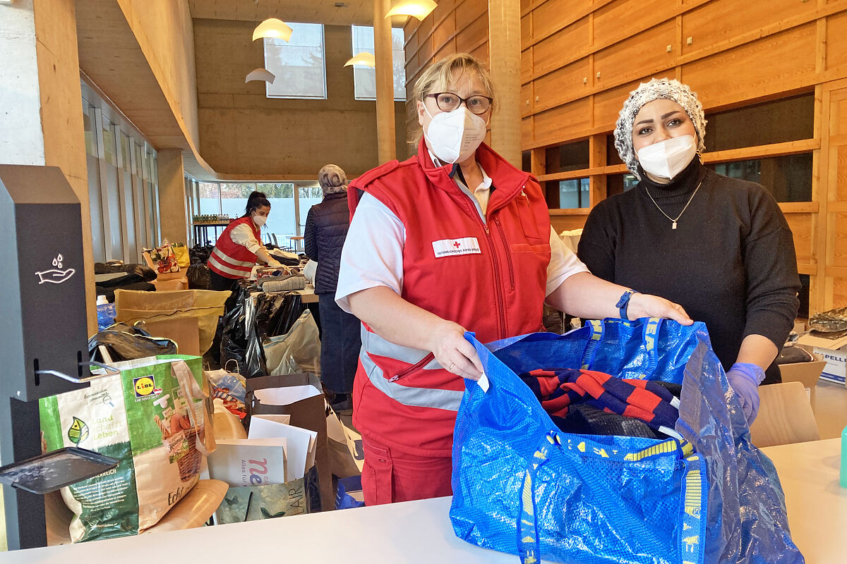 211221_sammelaktion_mehrzweckhalle_olympisches_dorf-c-wg