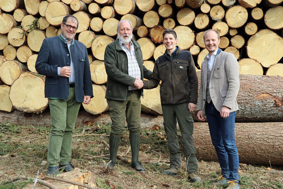 220329_referatsuebergabe_wald_md1