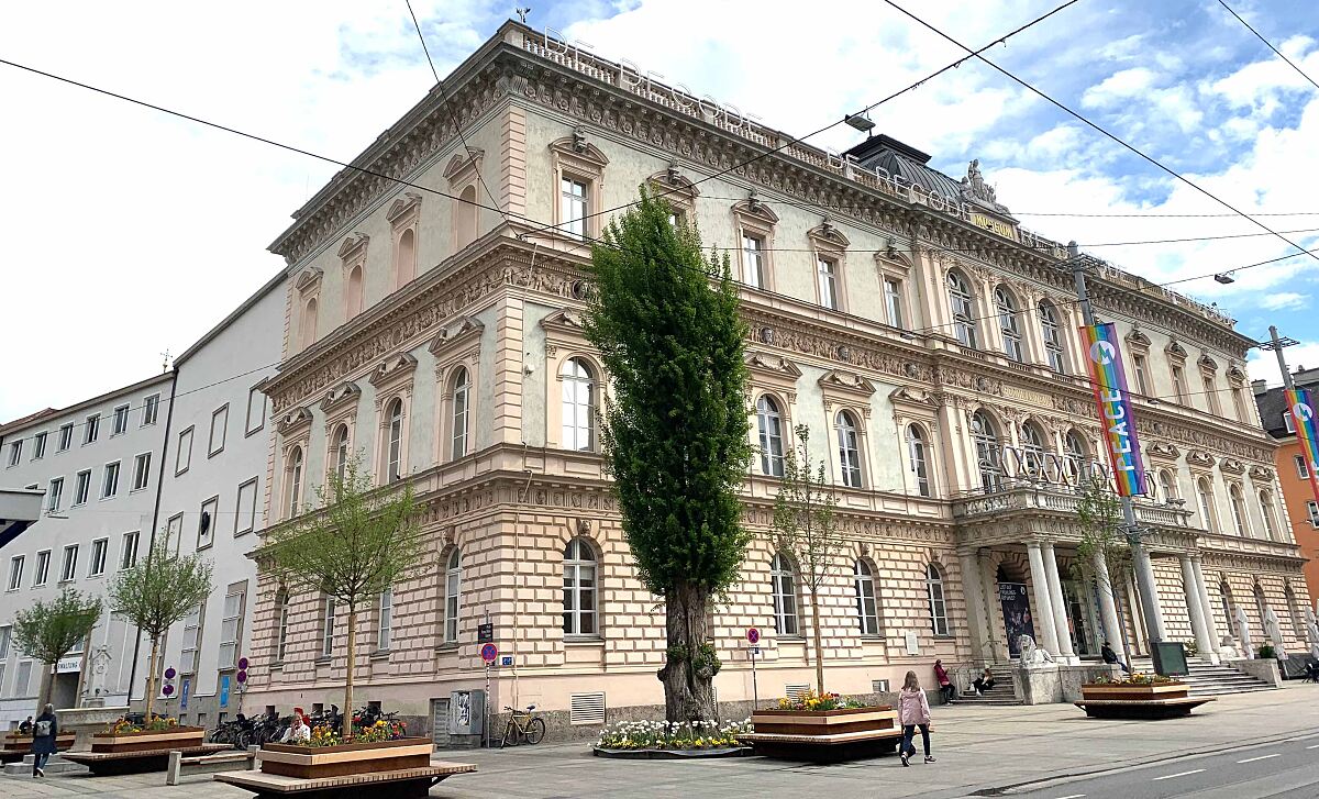 220427_sitzgelegenheiten-landesmuseum_paul-schuierer-aigner