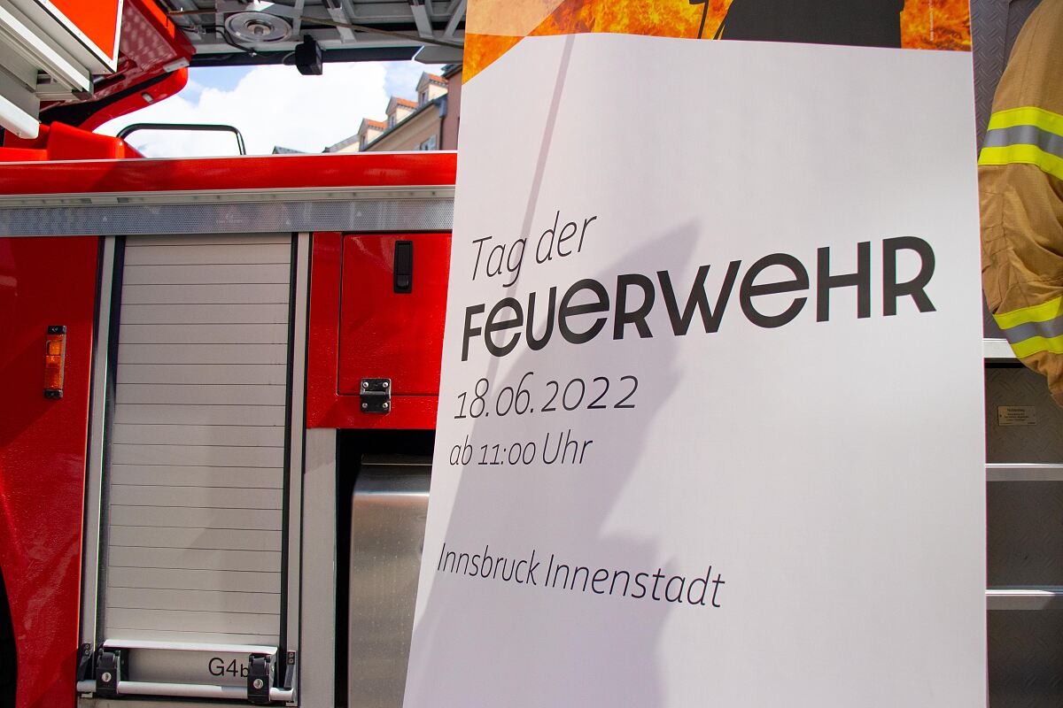 12_13_feuerwehr_jubilaeum_-c-wg