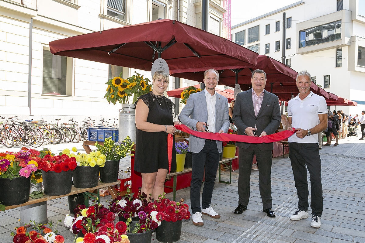 220725_neuestaendebauernmarktamsparkassenplatz_1-1