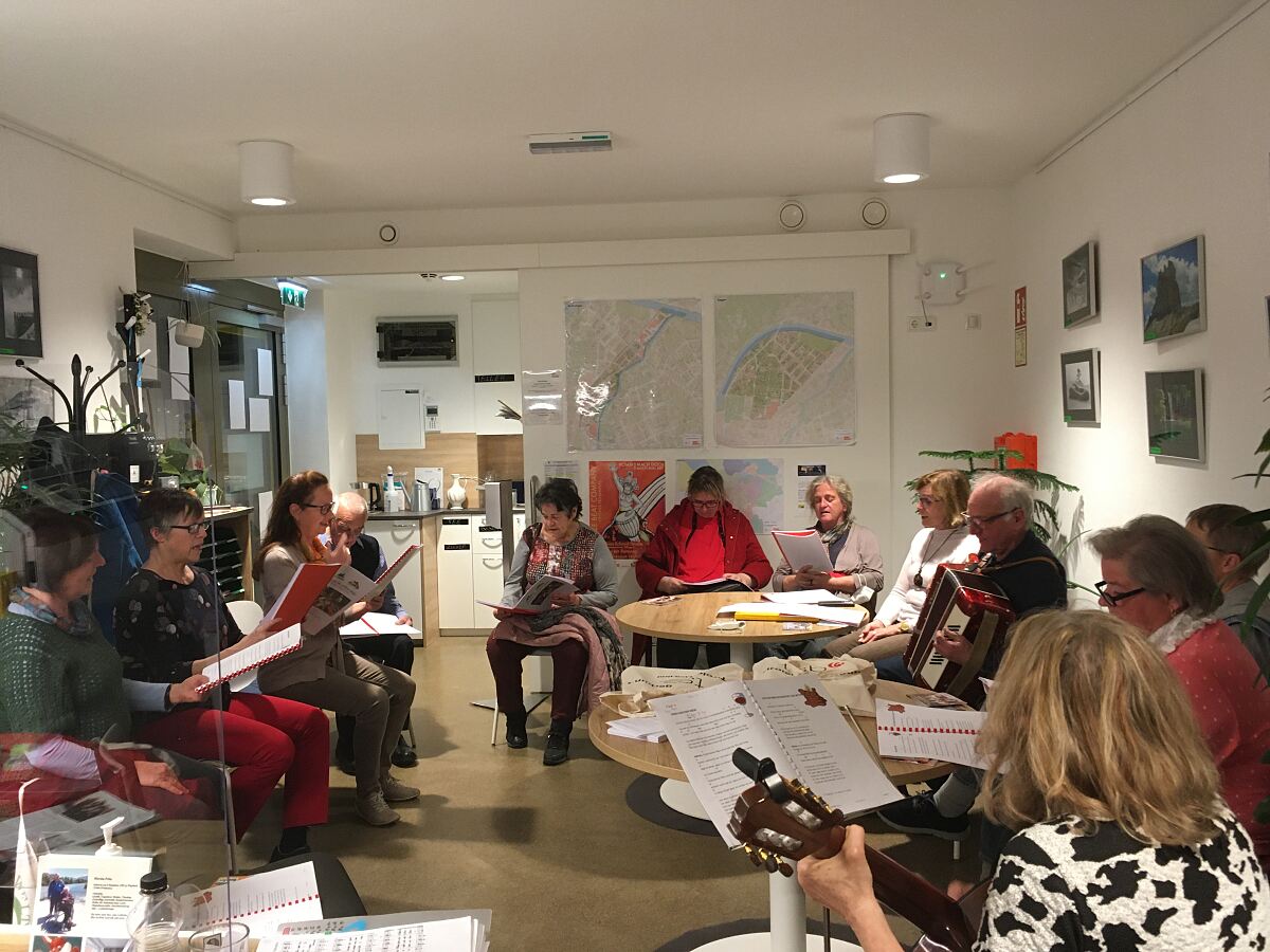 220830_innsbruck-singt_stadtteilsingen-isd-bienerstrasse