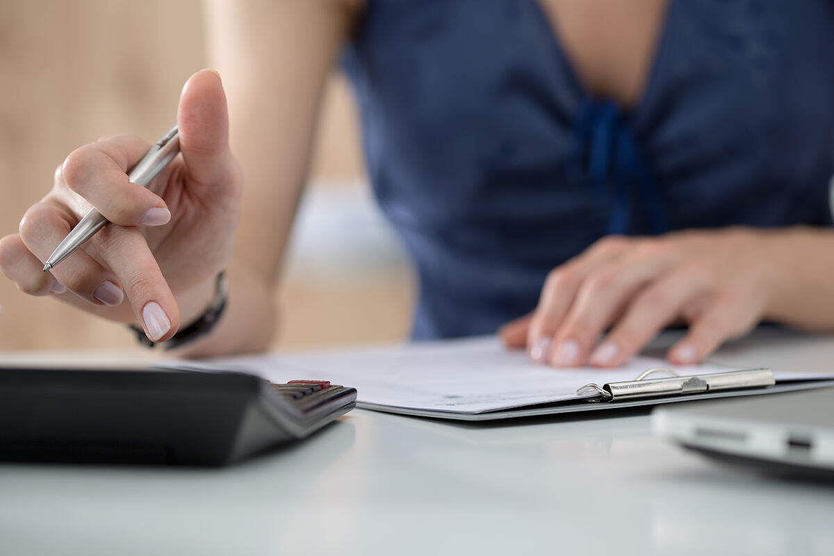 18_19_shutterstock_327295169