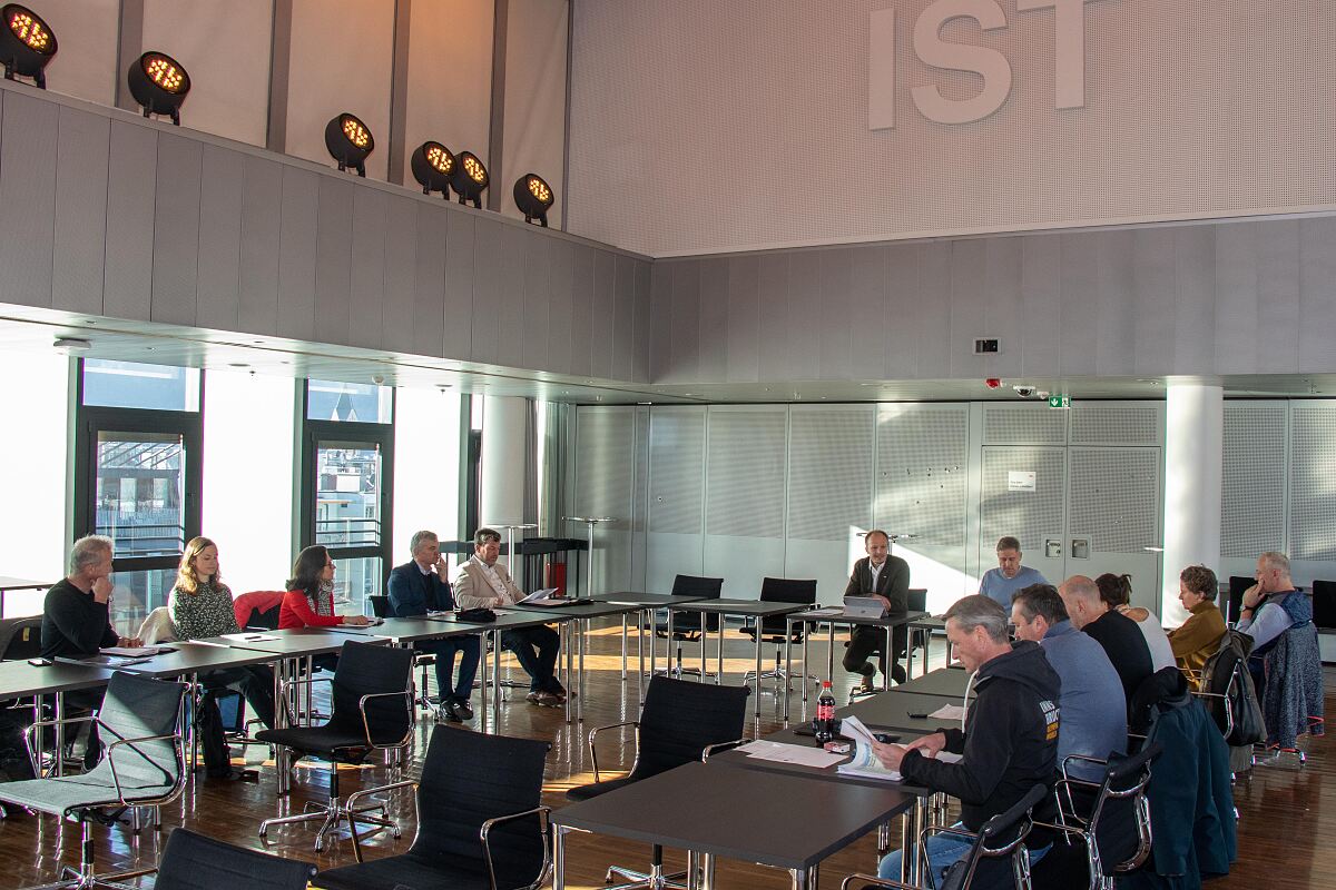 230210_meeting_plenarsaal_veranstaltungen_2023_2_mf