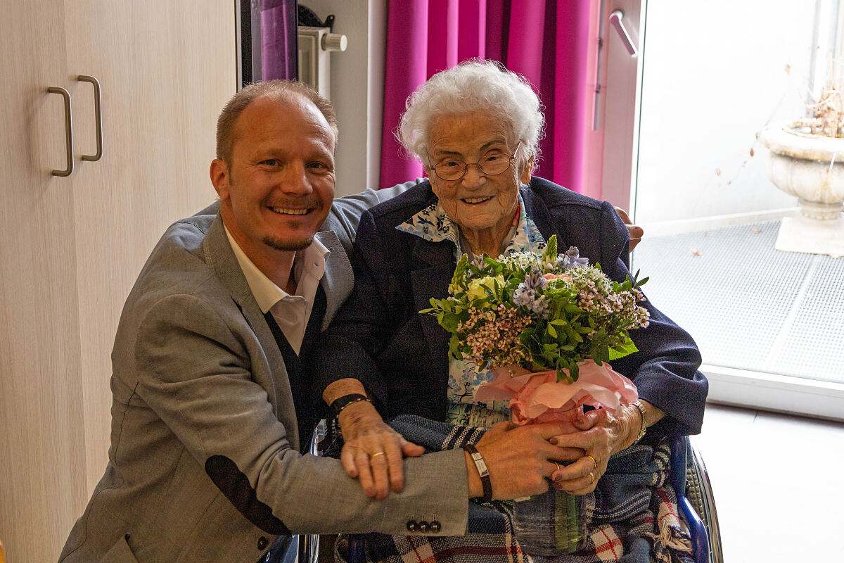 230411_102_geburtstag_apollonia_pernlochner_mf