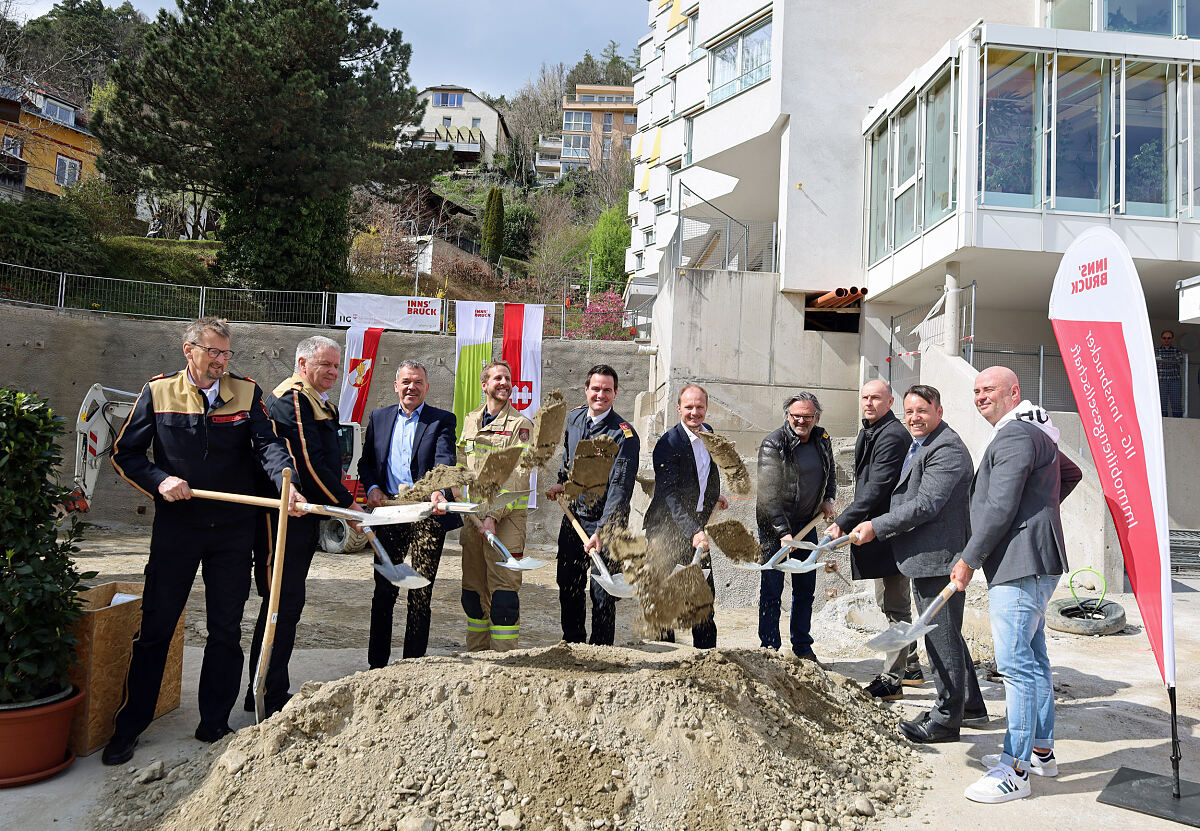 230418_spatenstich_feuerwehr_hoetting1