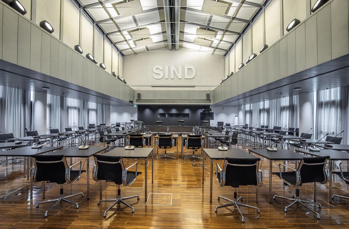 230602_plenarsaal_-c-rolandkubanda