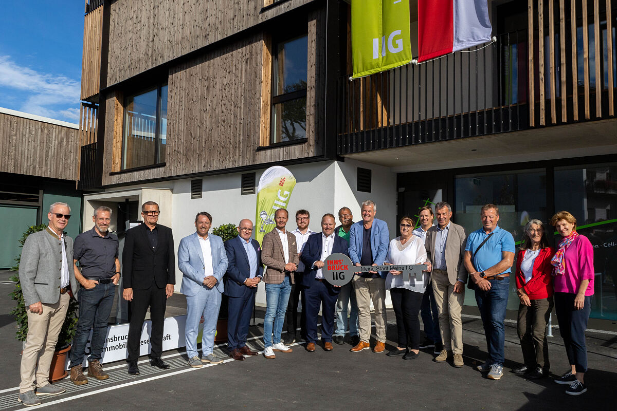 230920_uebergabe_widumweg_igls_1_mf