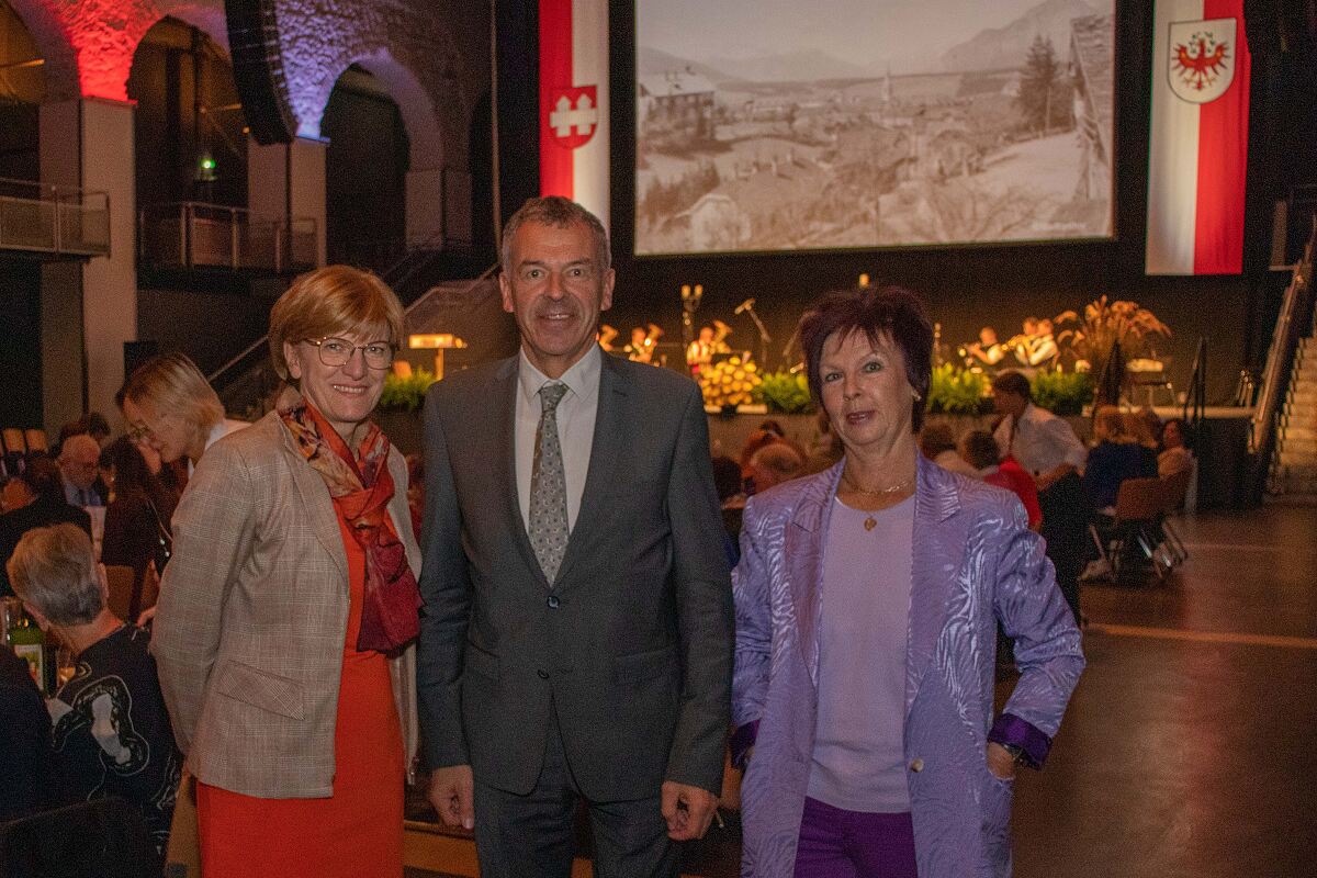 2301017_eine_stadt_sagt_danke_fb