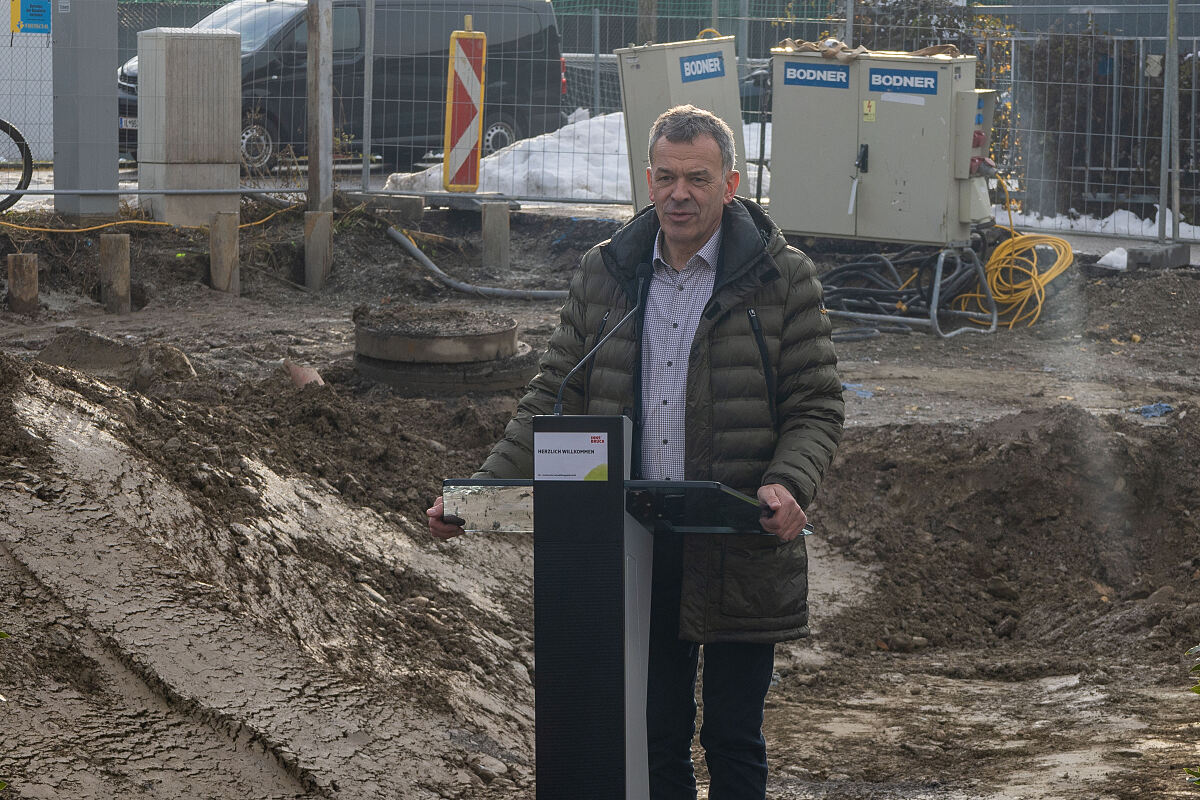 231212_spatenstich_wiesengasse_19b_iig_2_mf