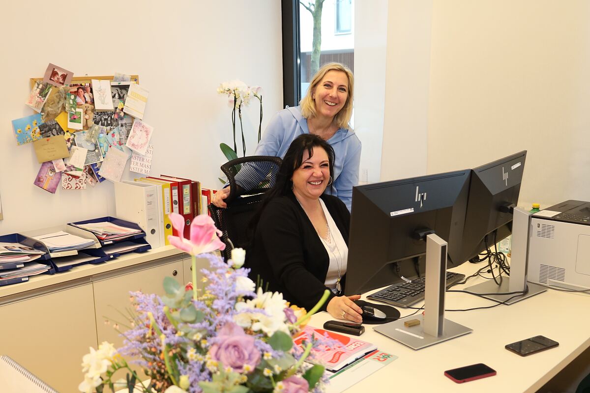 12_13_isd_pflege_fu-êhrungspositionen_fb