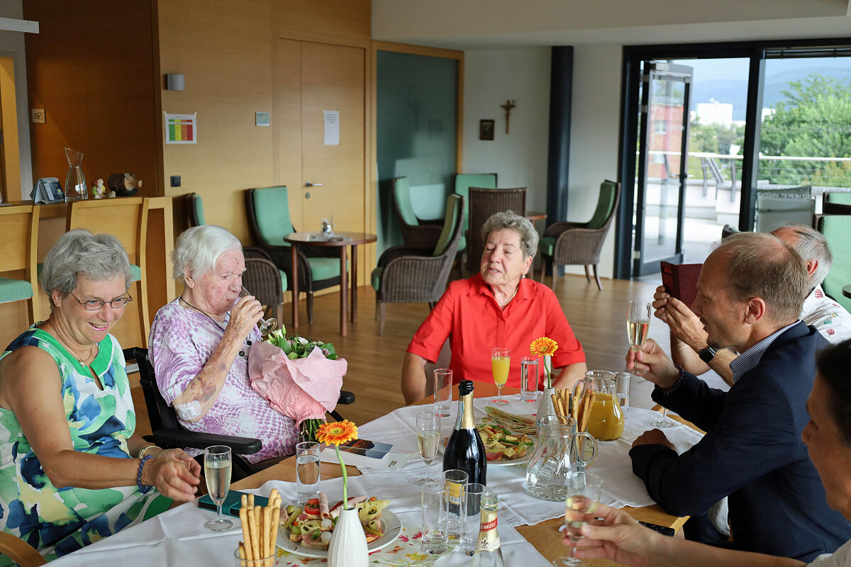 240813_103_geburtstag_elfriede_herza_fb_8