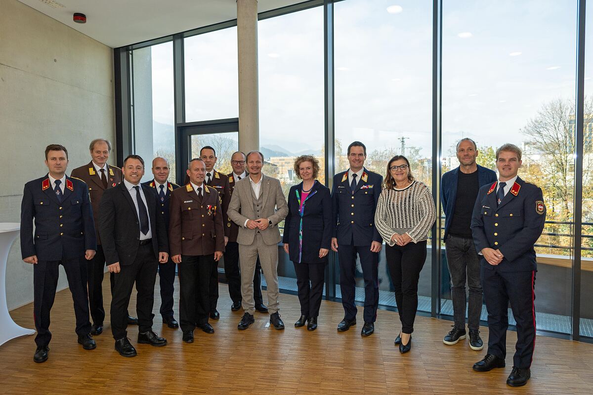 241112_uebergabe_hauptfeuerwache_3_fb