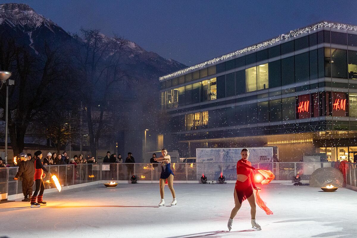 241129_eislaufsaison_eroeffnung_2_fb