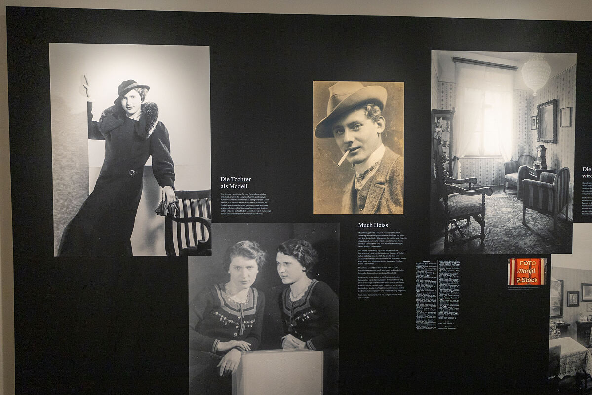 241204_bitte_laecheln_2_fb