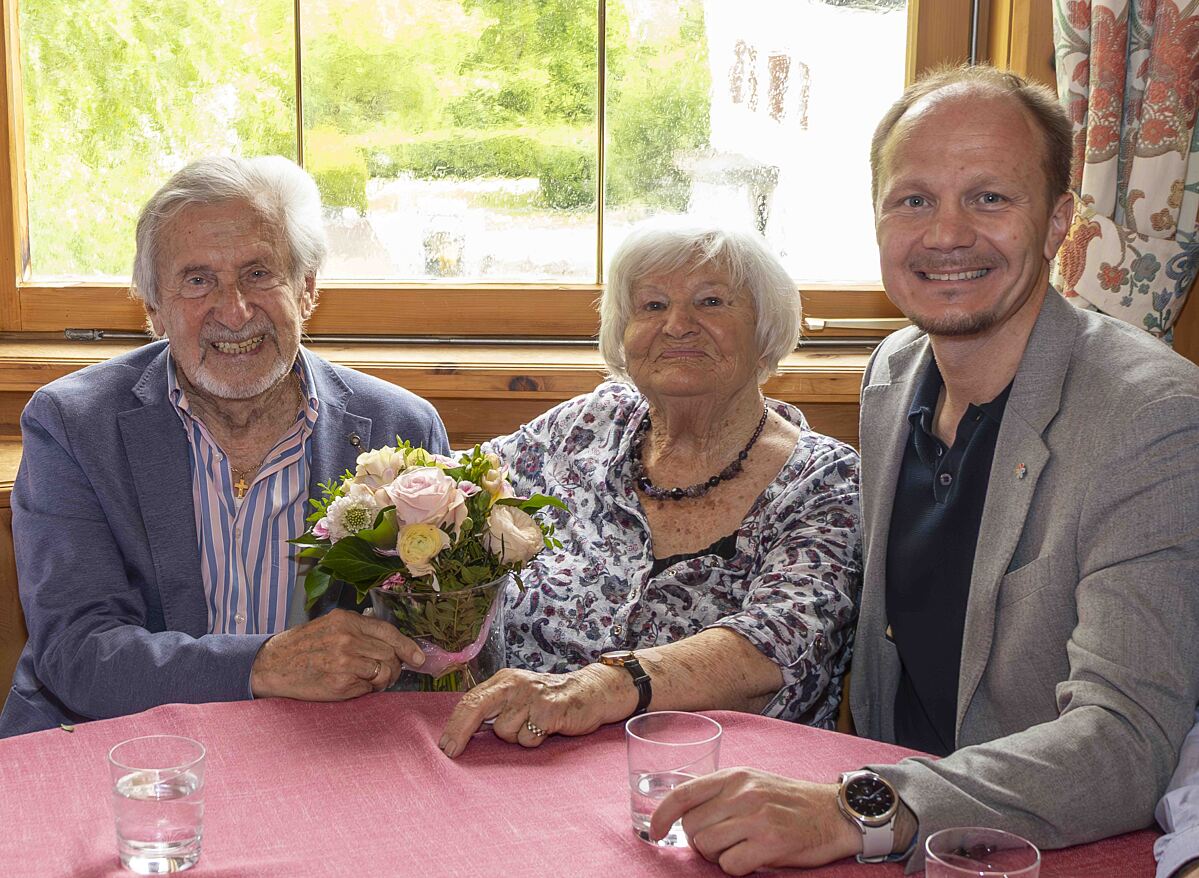 202504250425_gnadenhochzeit_70_jahre_kuster_mf