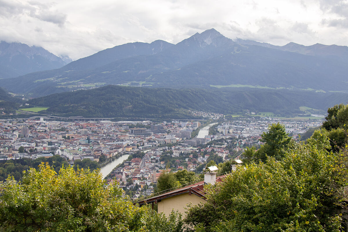 250916_blick_von_hungerburg_innsbruck_von_oben_mf