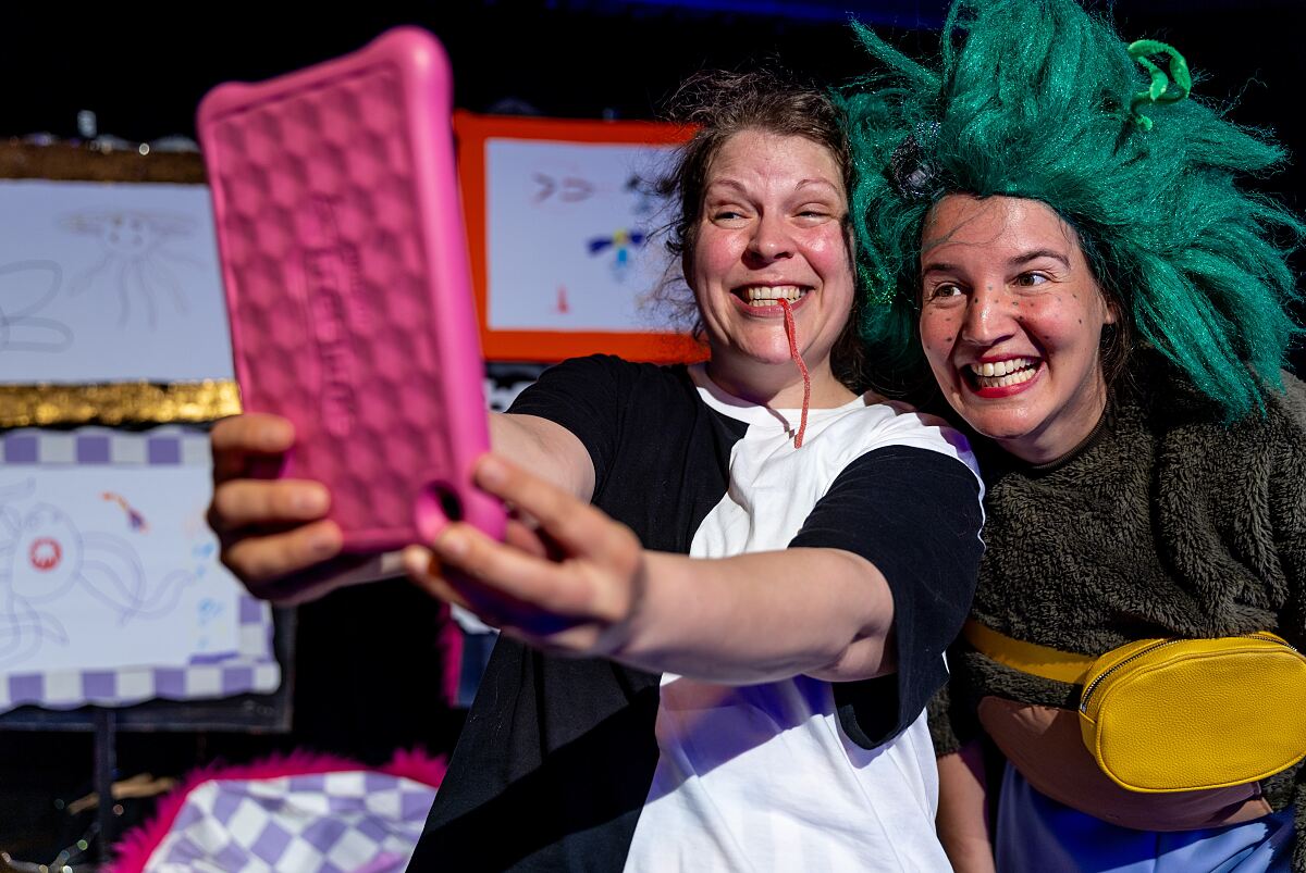 251003_ungeheuer-anders-c-victor-malyshev